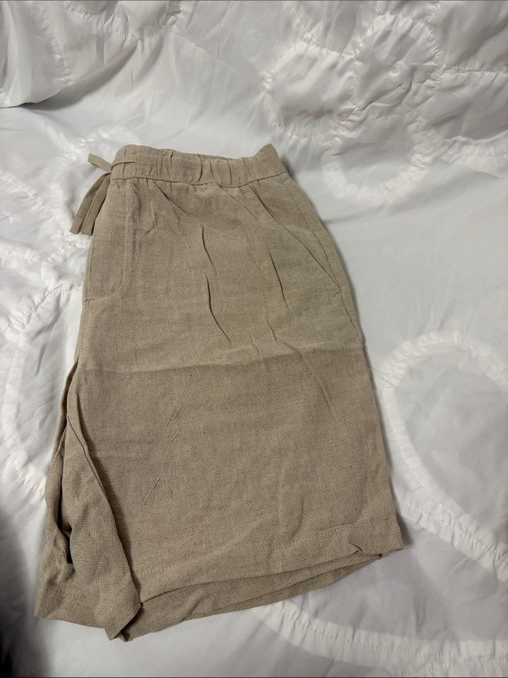 Zara Beige Men’s linen shorts